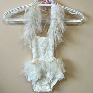 (13)NWOT  outfit